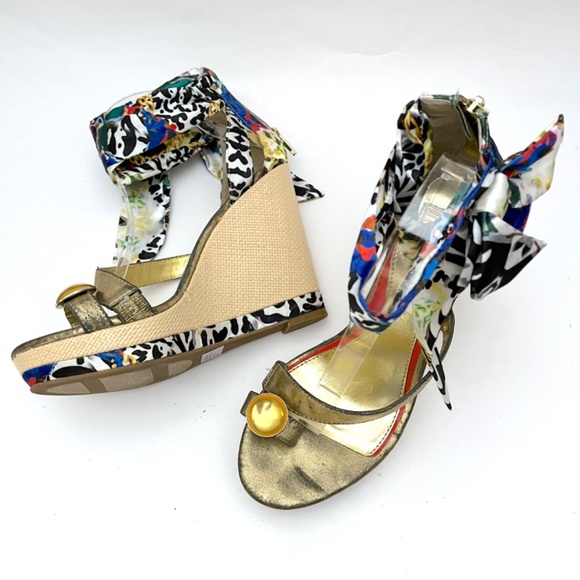 Carlos Falchi Platform Wedge Sandals - Picture 4 of 14